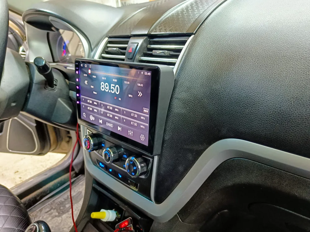 ��������� Geely Emgrand EC7 2014+ 8163 2+32