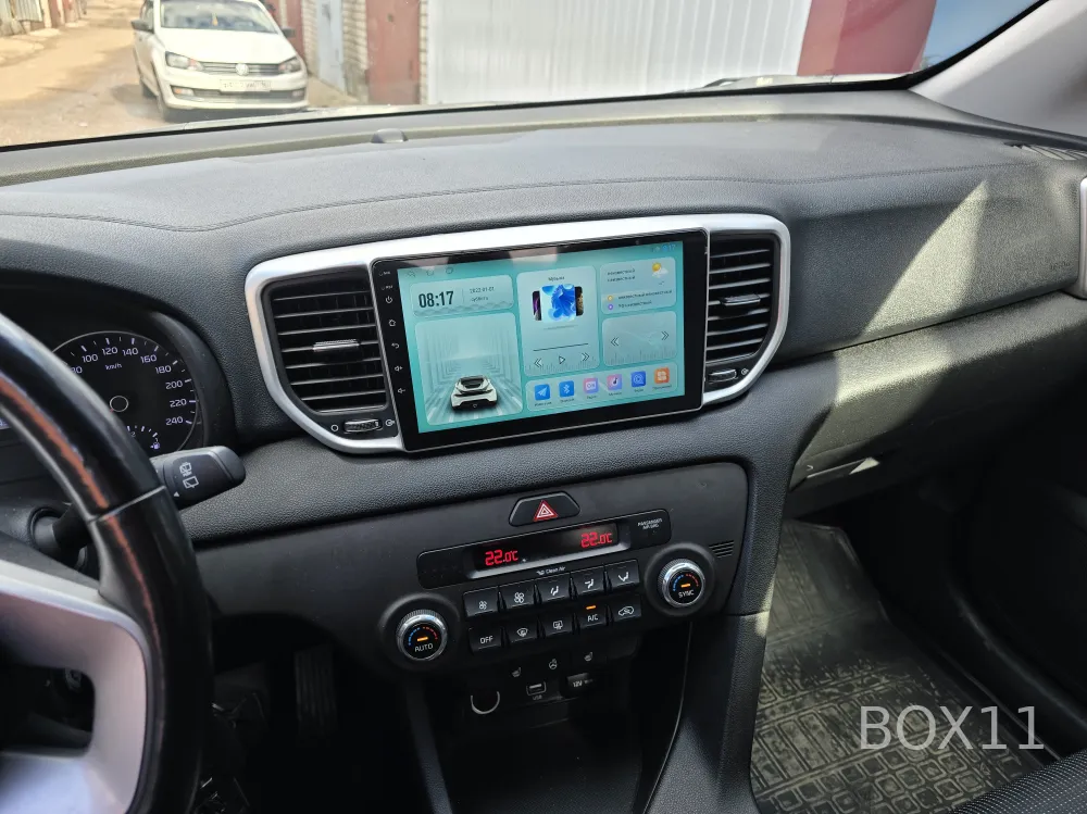 ��������� Kia Sportage 4 825 4+64 4G 2K �������