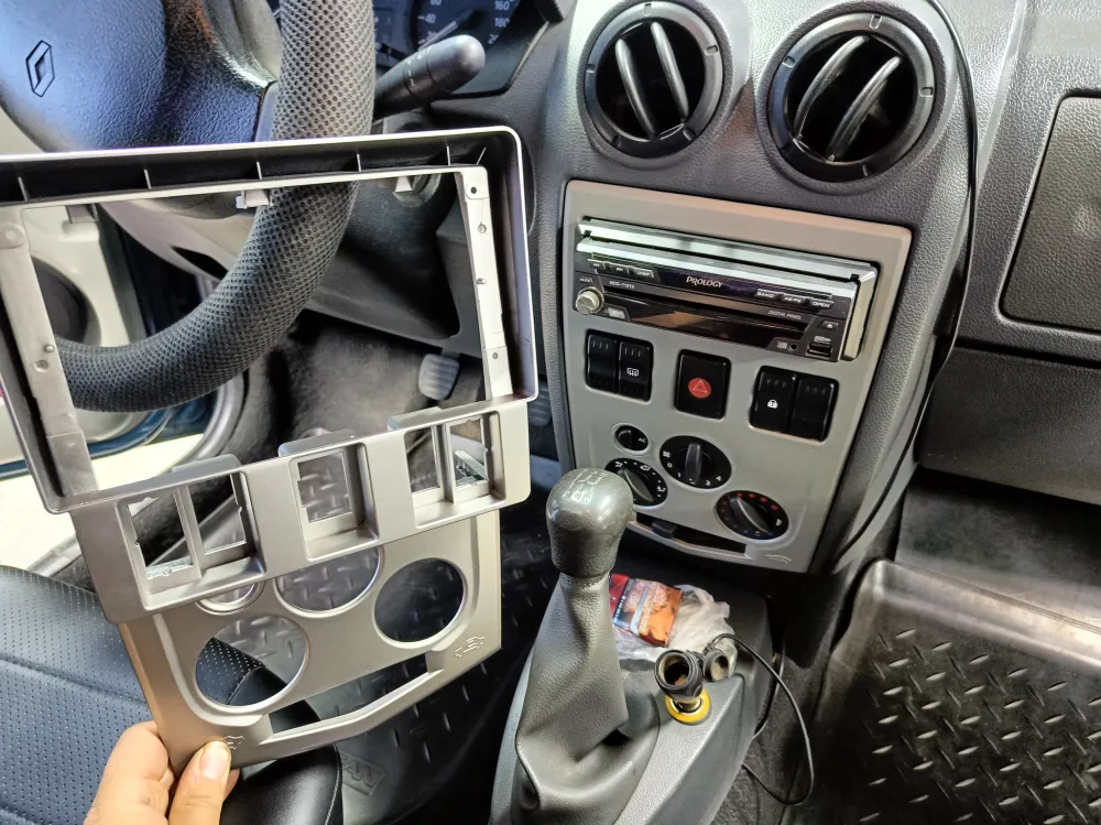 ��������� Renault Logan 2004-2009 8163 2+32