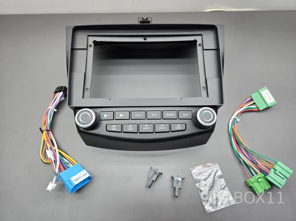 ���������� ����� Honda Accord 7 2002 - 2008 (� ������ �������) 10.1*