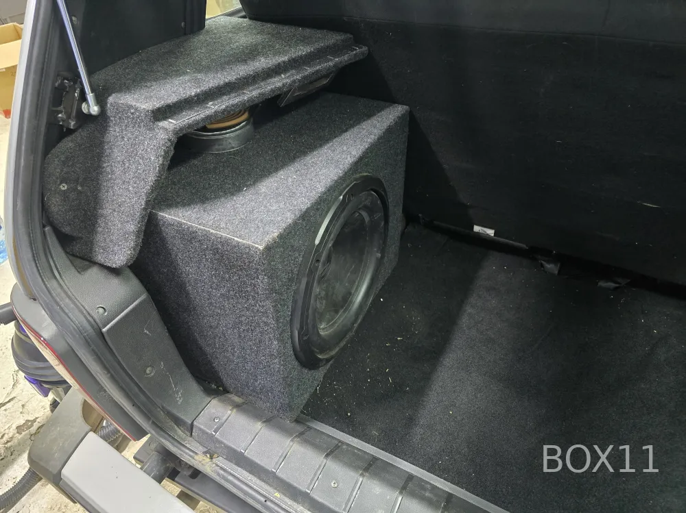 ����� ��� 2121, LADA NIVA 4x4 Urban (3 �����) (� �����) (������� 12')